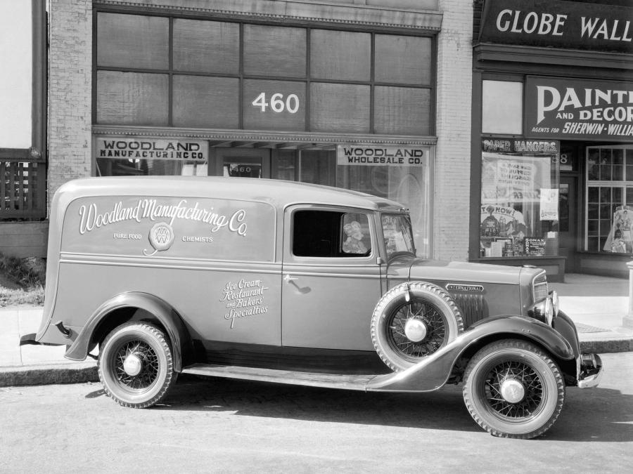  International C-1 Panel Truck 1934 года  (фото 3 из 8)